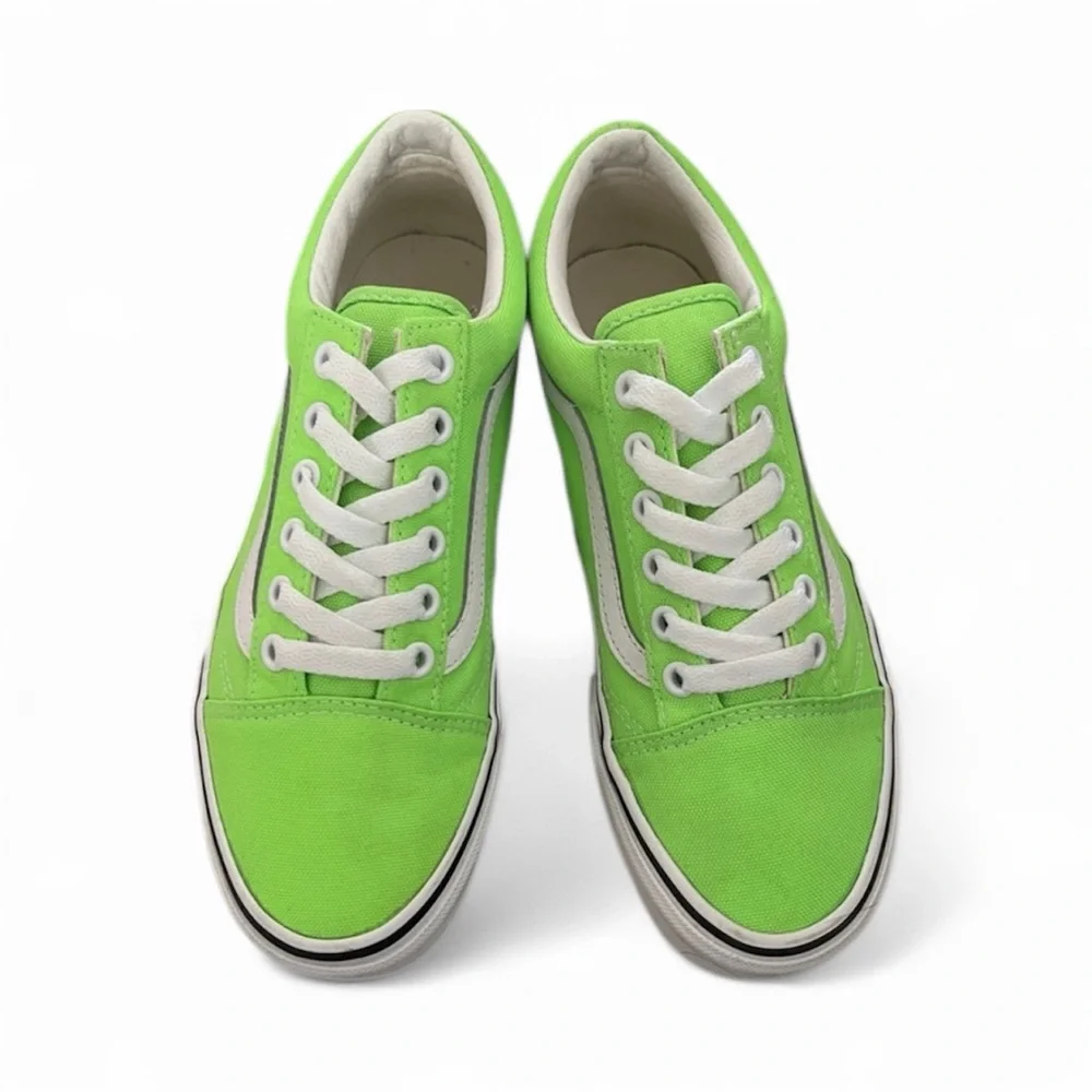 Vans Old School Neon Green Canvas Low-Top Sneakers with White Accents - Picture 4 of 10